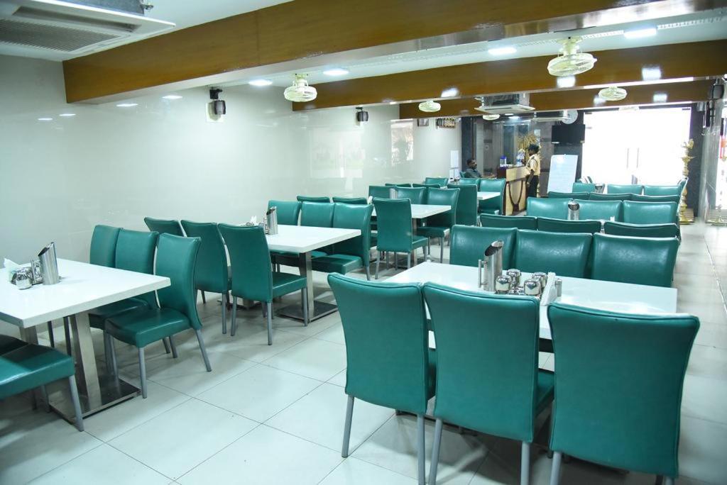 Hotel King Park Pondicherry Exterior photo