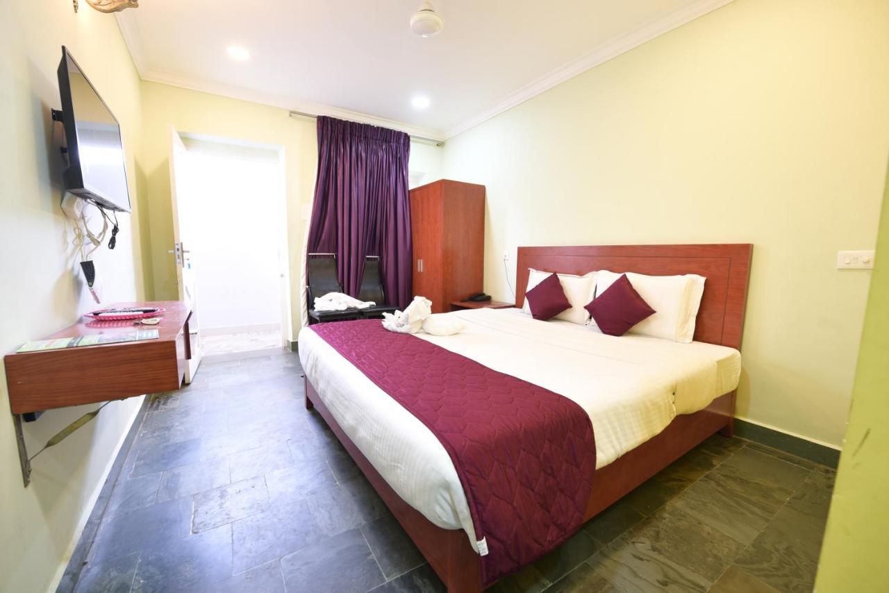 Hotel King Park Pondicherry Exterior photo