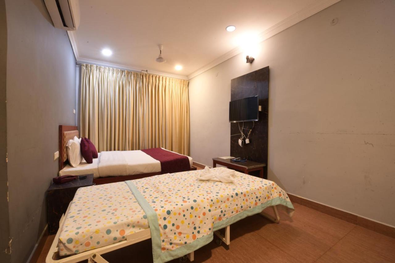 Hotel King Park Pondicherry Exterior photo