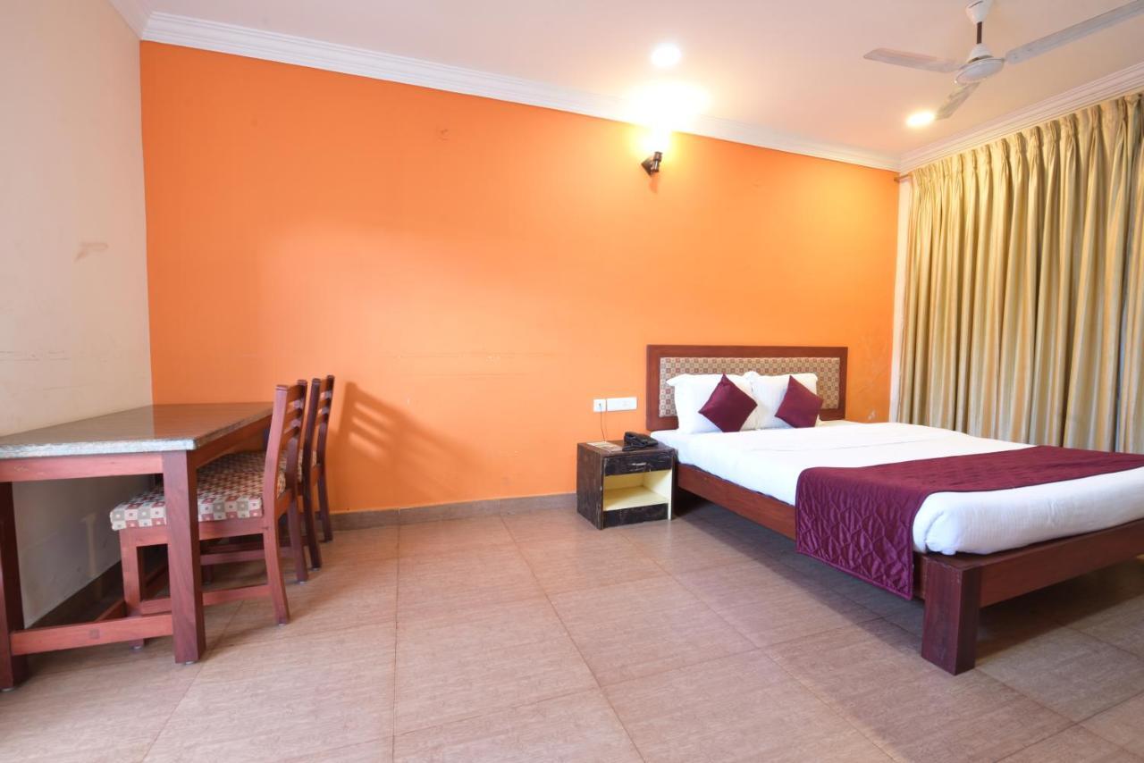 Hotel King Park Pondicherry Exterior photo